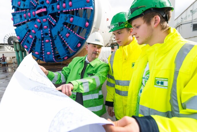 StudiumPLUS 2027 : Bachelor of Engineering (m/w/d) Maschinenbau / Fachrichtung Konstruktion + Ausbildung zum Industriemechaniker - Ausbildungsbeginn 01.09.27, 1. Bild